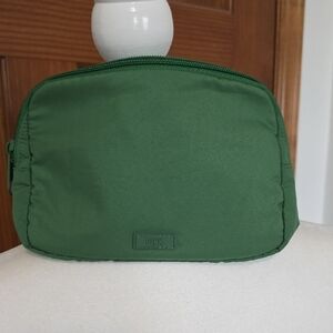 NWT PINK VS fanny Pack